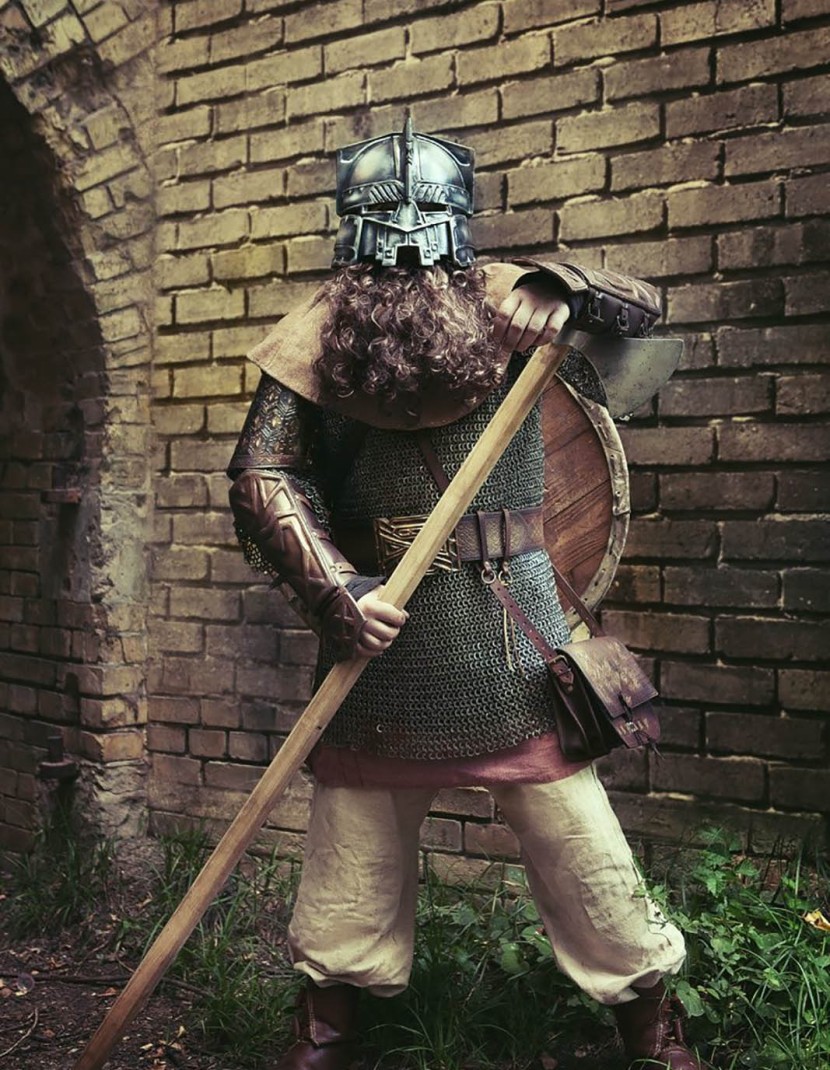 Spaulders of Thorin Oakenshield photo made by Steel-mastery.com