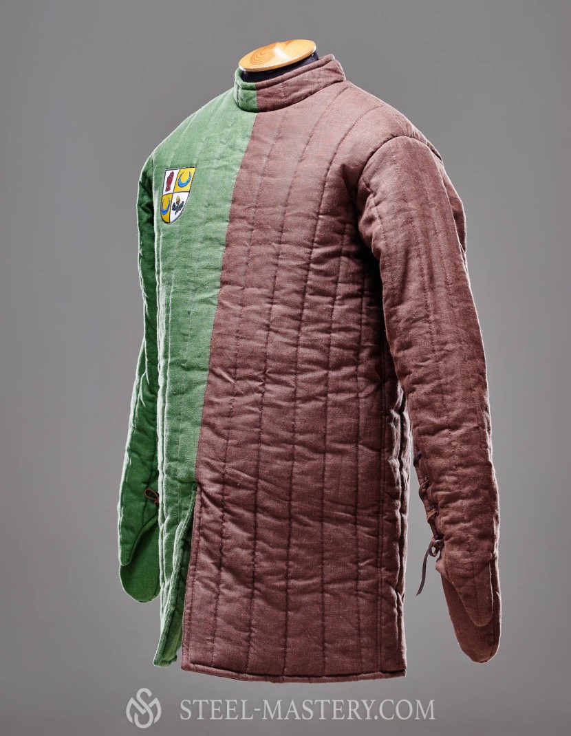 Knight gambeson with sewn mittens of the XIII century photo made by Steel-mastery.com