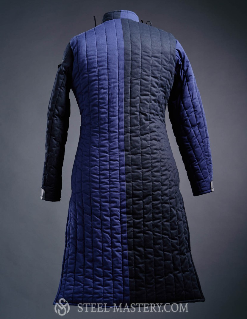Long Knight gambeson of the XI-XV centuries photo made by Steel-mastery.com