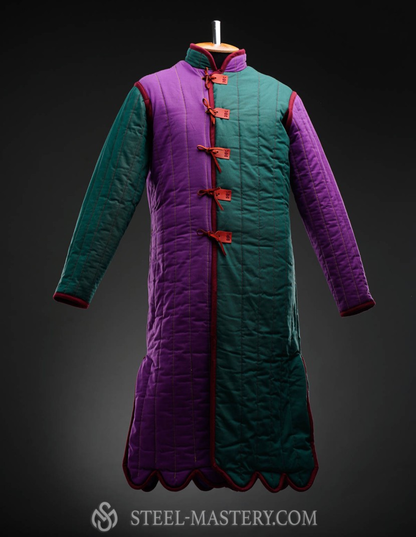 Long Knight gambeson of the XI-XV centuries photo made by Steel-mastery.com