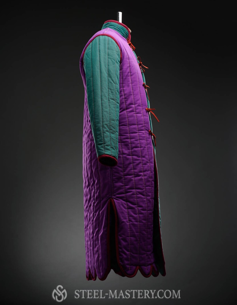 Long Knight gambeson of the XI-XV centuries photo made by Steel-mastery.com