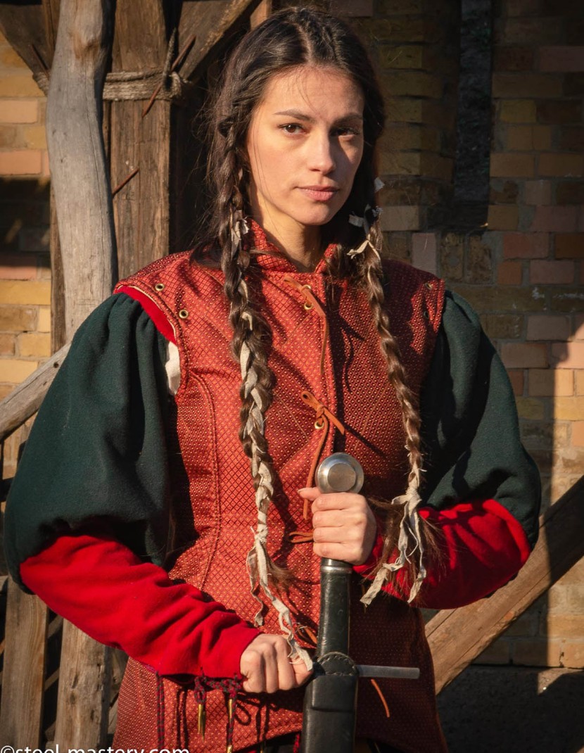 FEMALE ROYAL SLEEVELESS GAMBESON photo made by Steel-mastery.com