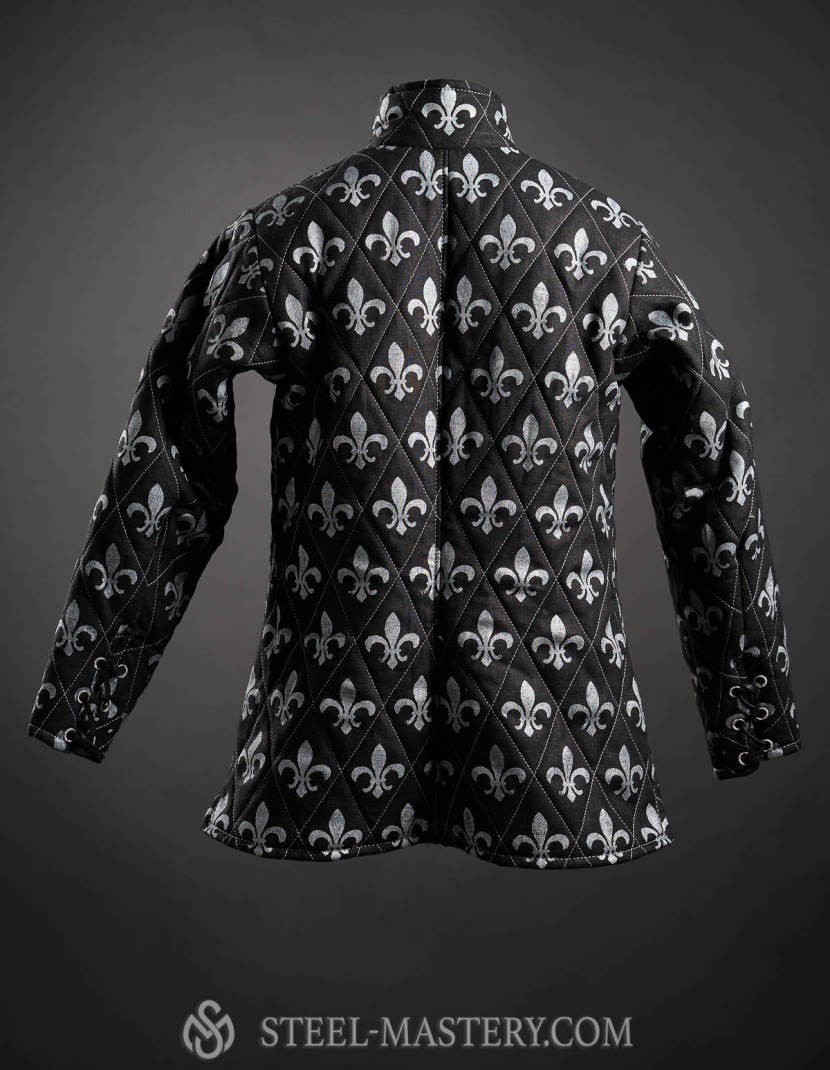 XVth century Jeanne d'Arc gambeson photo made by Steel-mastery.com