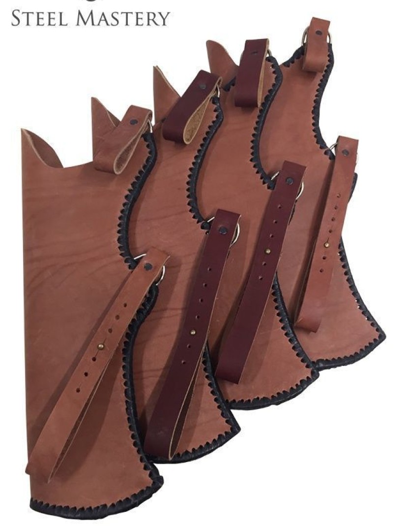 Traditional longbow quiver  photo made by Steel-mastery.com