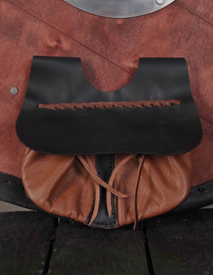 Brown leather belt pouch photo made by Steel-mastery.com