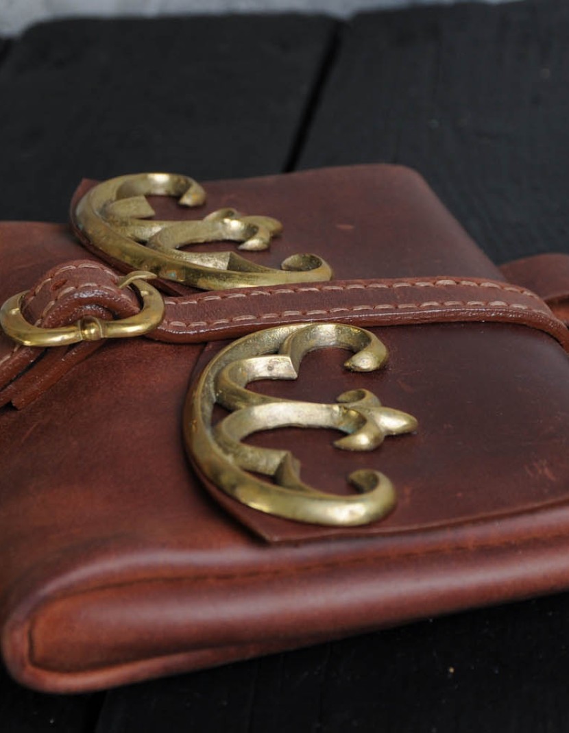 Leather bag with cast mounts photo made by Steel-mastery.com