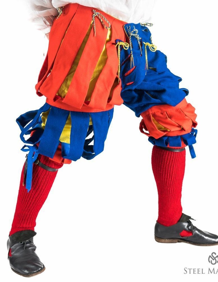 Medieval costume of landsknecht, XVI century photo made by Steel-mastery.com