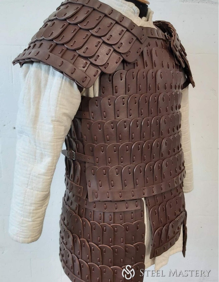 Leather lamellar armor photo made by Steel-mastery.com