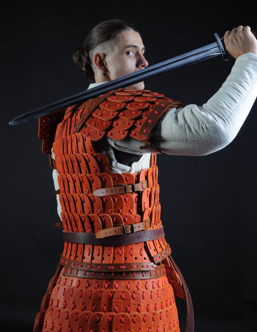 Leather lamellar armor photo made by Steel-mastery.com