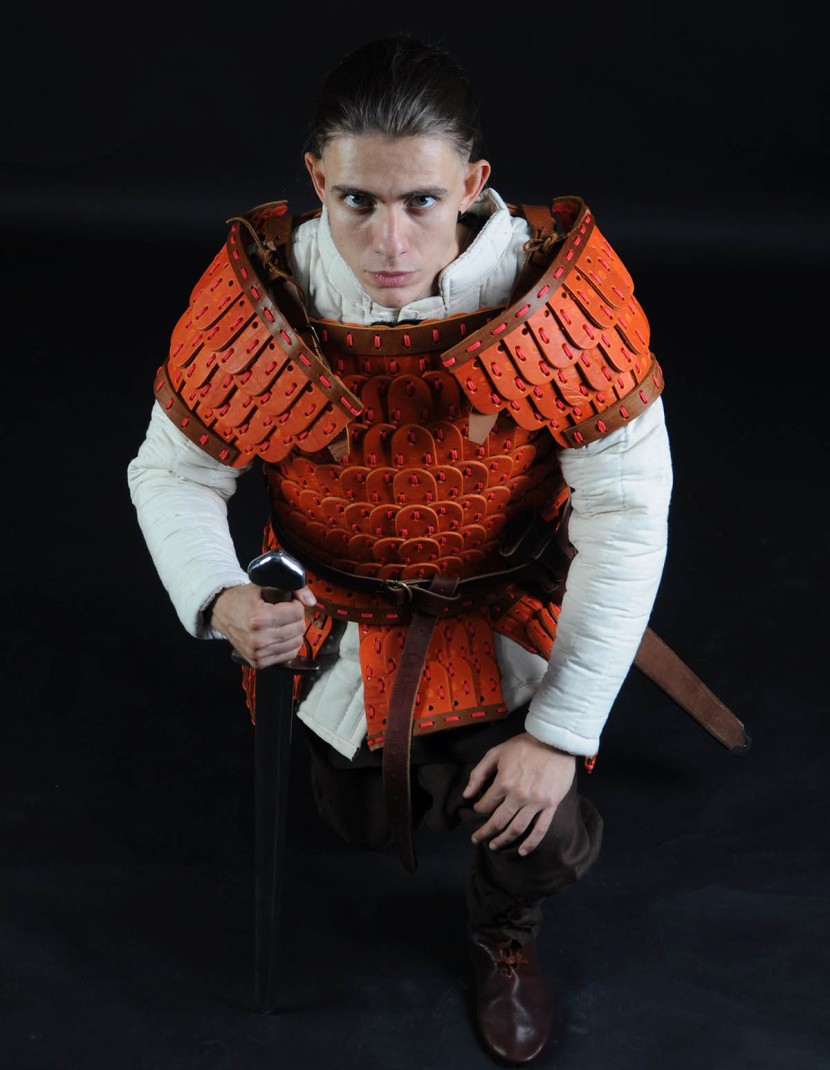 Leather lamellar armor photo made by Steel-mastery.com