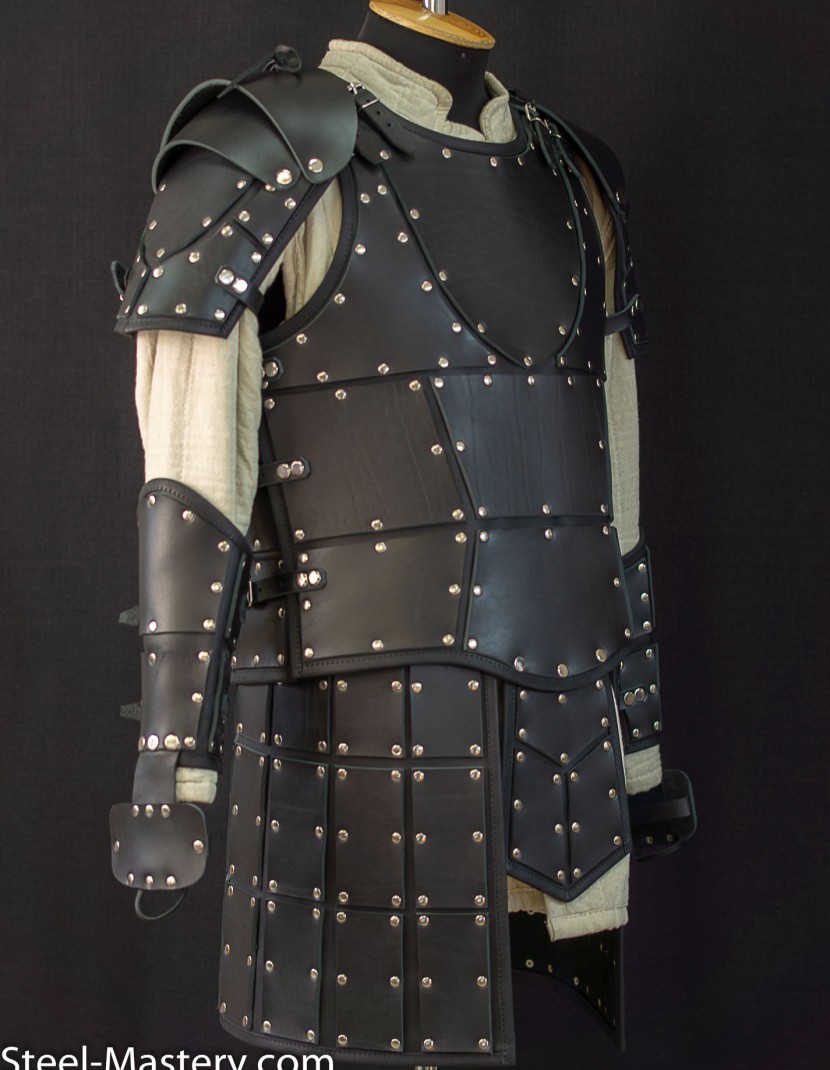 Leather armour in style of Game of Thrones photo made by Steel-mastery.com