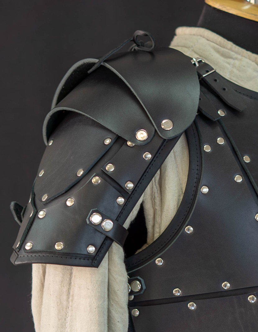 Leather armour in style of Game of Thrones photo made by Steel-mastery.com
