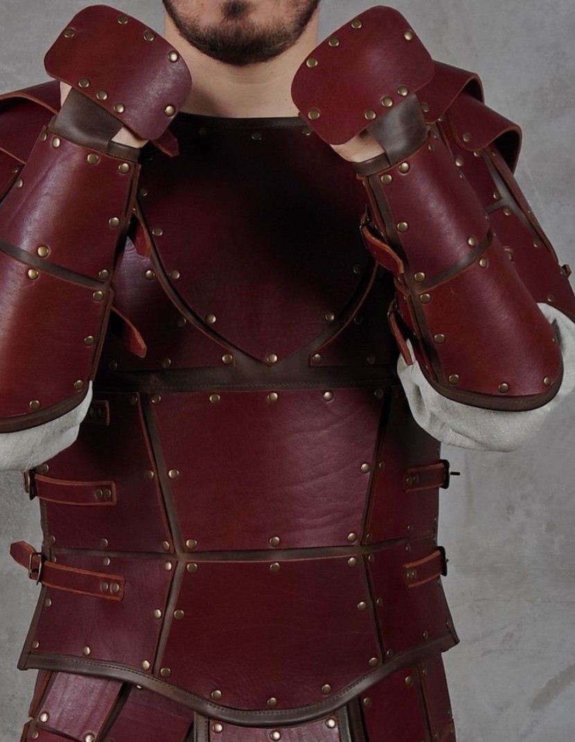 Leather armour in style of Game of Thrones photo made by Steel-mastery.com