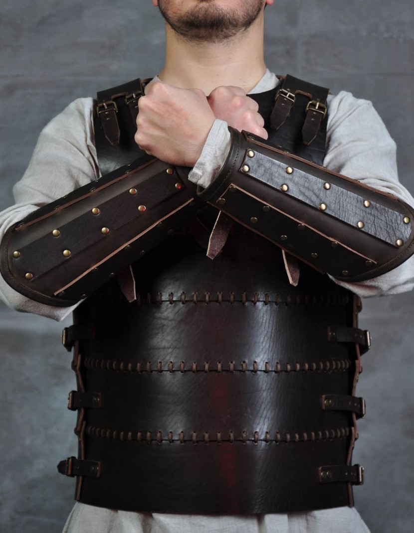 Leather armor costume in style of Bëor the Old photo made by Steel-mastery.com