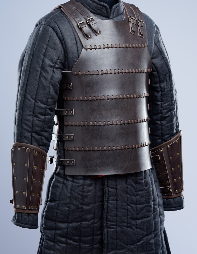 Leather armor costume in style of Bëor the Old photo made by Steel-mastery.com