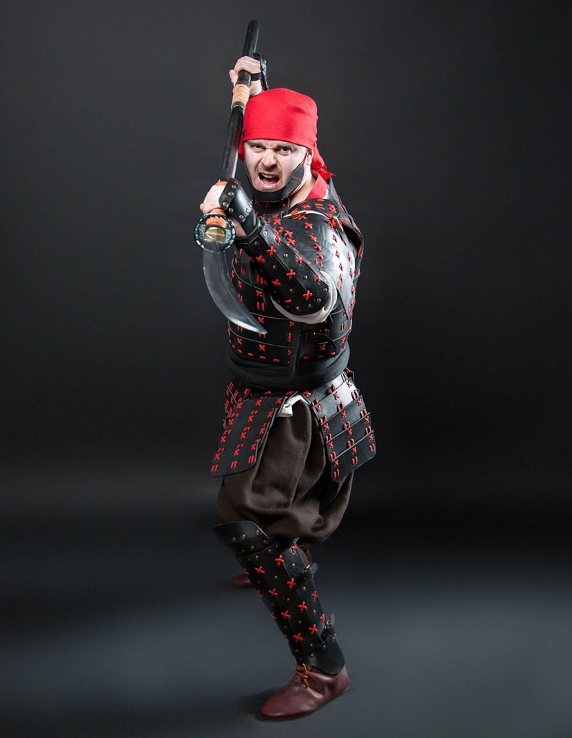 O Yoroi - Japanese samurai leather warrior armor photo made by Steel-mastery.com