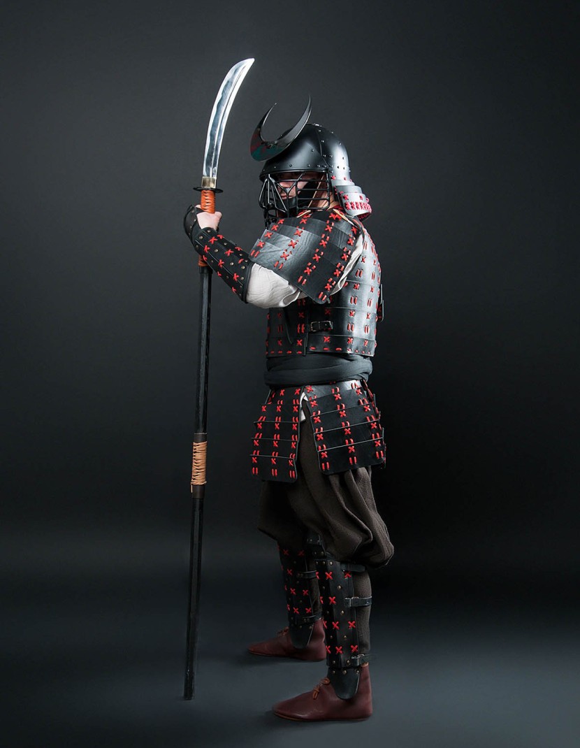 O Yoroi - Japanese samurai leather warrior armor photo made by Steel-mastery.com
