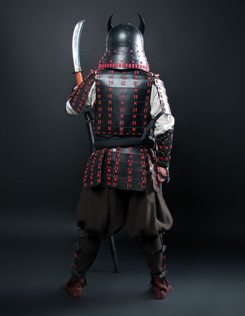 O Yoroi - Japanese samurai leather warrior armor photo made by Steel-mastery.com