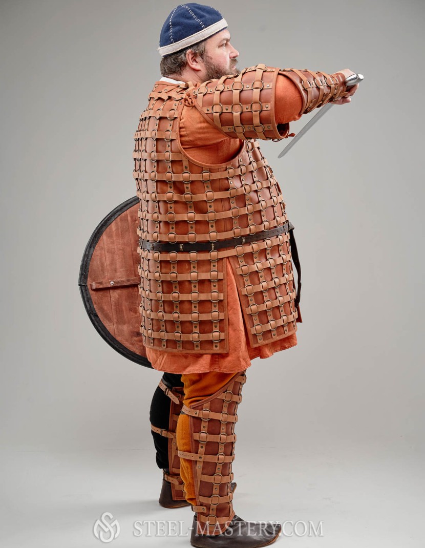 LEATHER FANTASY/LARP ARMOR   photo made by Steel-mastery.com