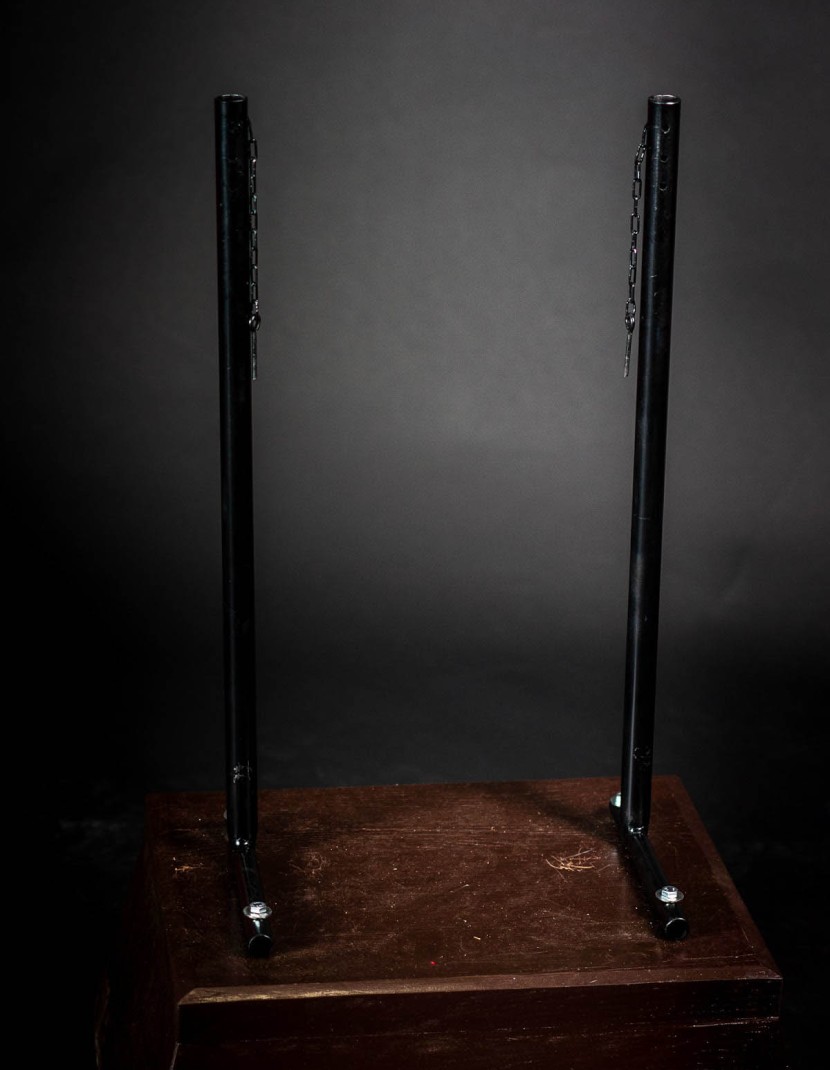 Medieval armor display mannequin photo made by Steel-mastery.com