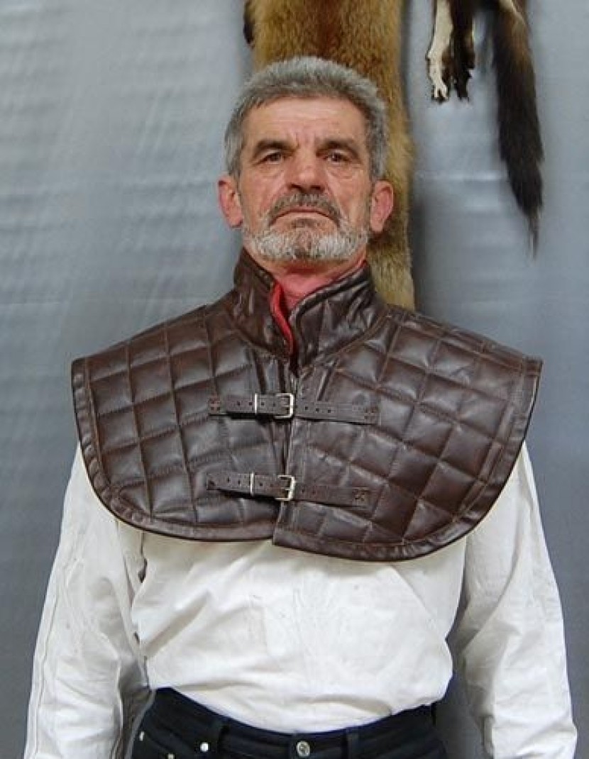 Leather pelerine photo made by Steel-mastery.com