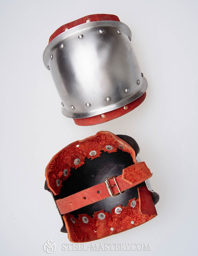 STEEL ELBOW WITH BROWN LEATHER photo made by Steel-mastery.com