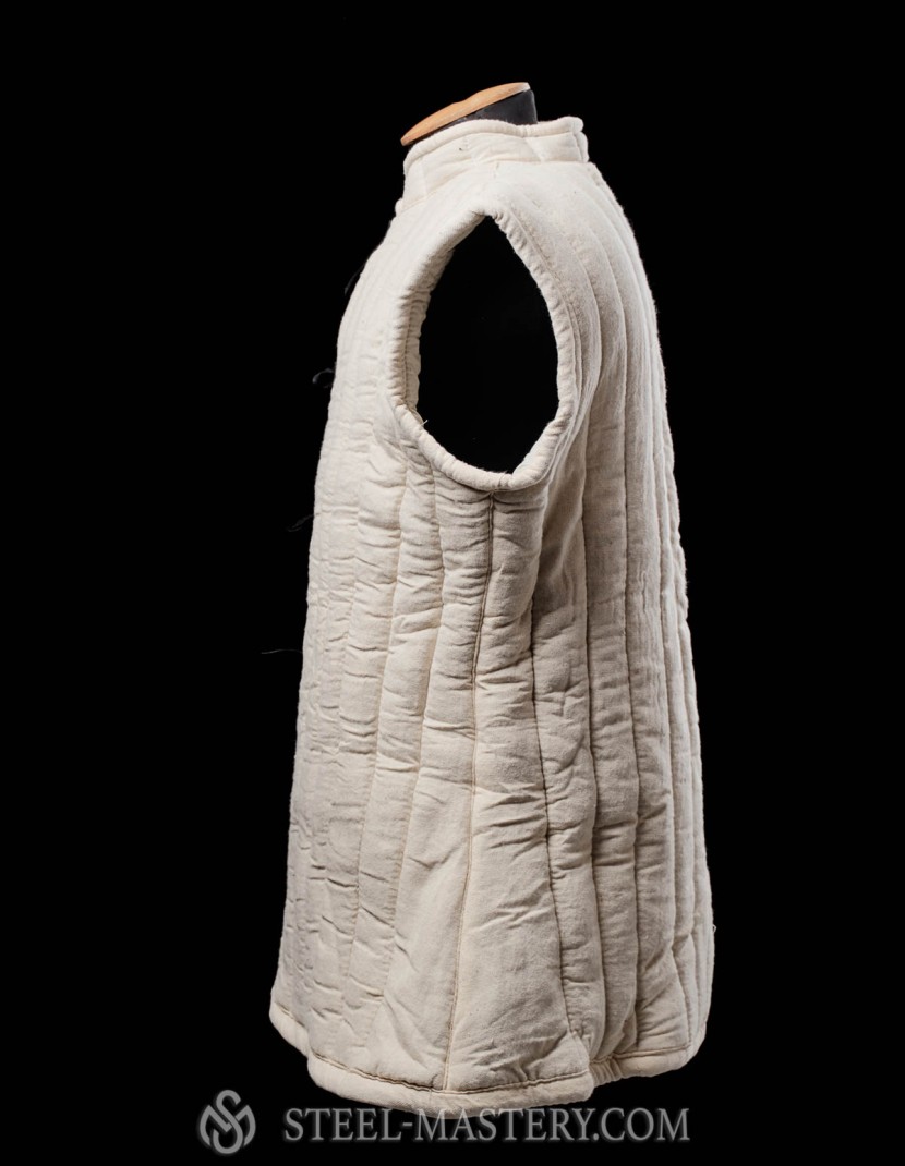 Sleeveless gambeson uncolored XL photo made by Steel-mastery.com