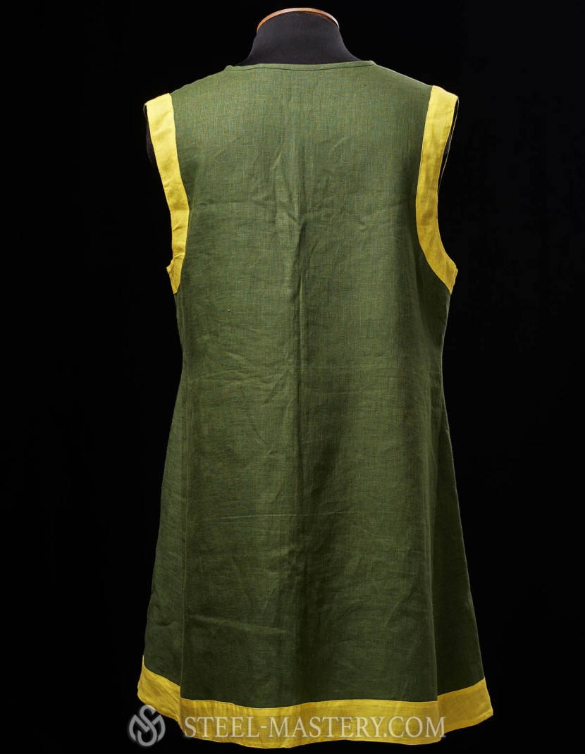 Medieval linen tunic  photo made by Steel-mastery.com