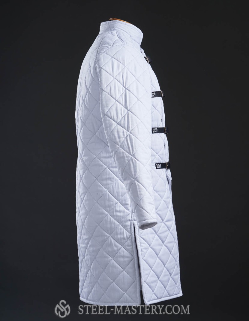 White HEMA style gambeson  photo made by Steel-mastery.com