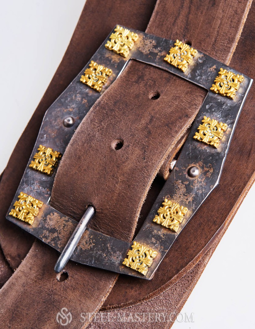 Wide leather belt with casting photo made by Steel-mastery.com