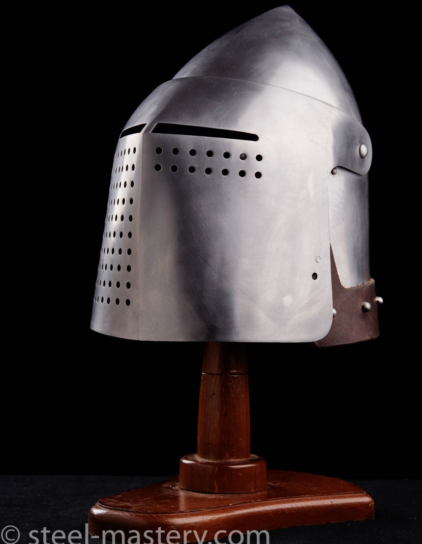 BASCINET FOR MODERN FENCING  photo made by Steel-mastery.com