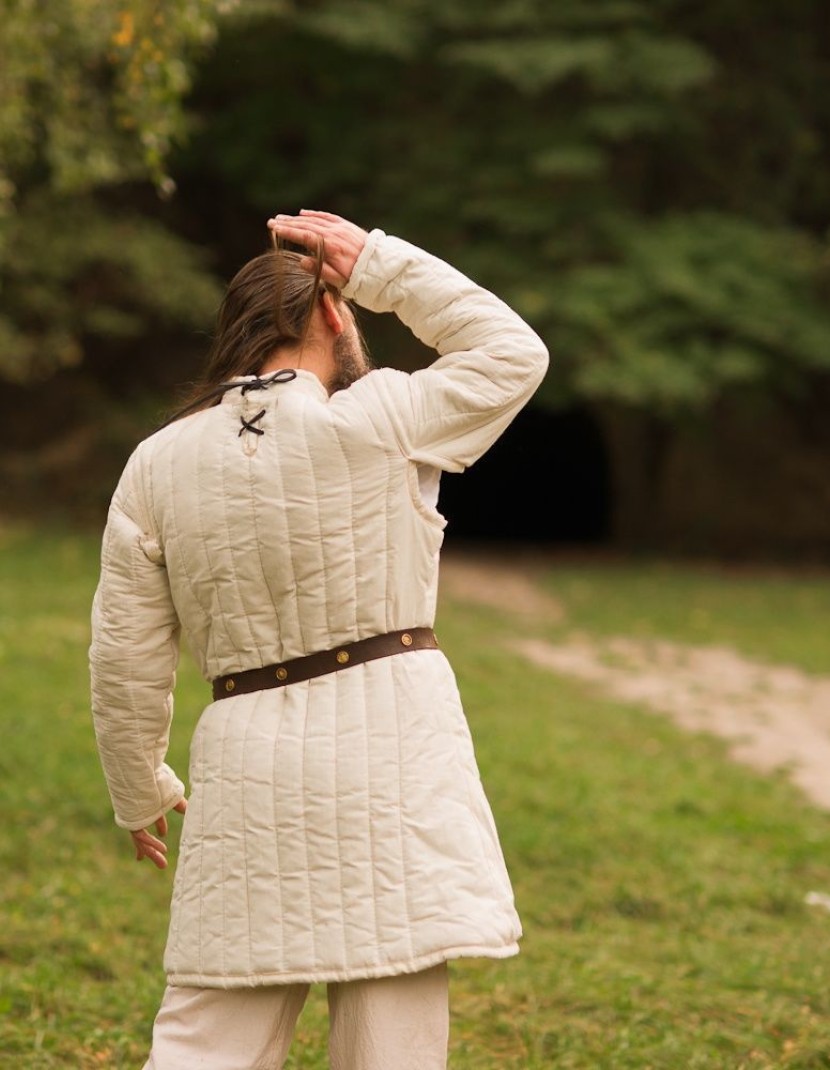 European gambeson 3 layers padding photo made by Steel-mastery.com