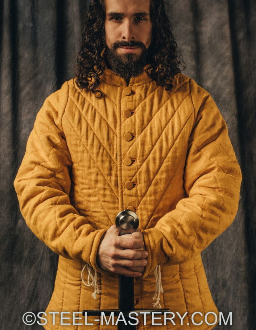GAMBESON AND CHAUSSES FENCING SET photo made by Steel-mastery.com