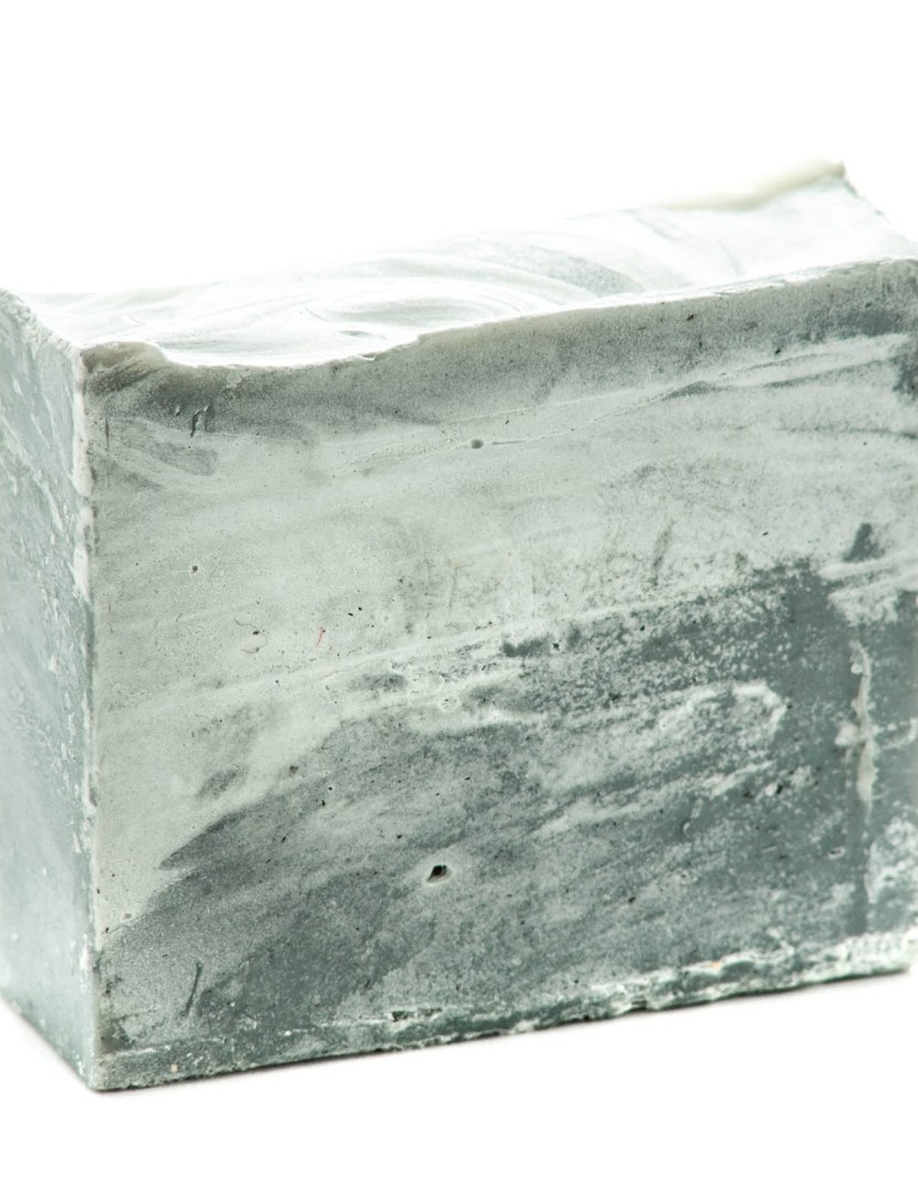 Homemade natural craft charcoal scrub soap photo made by Steel-mastery.com