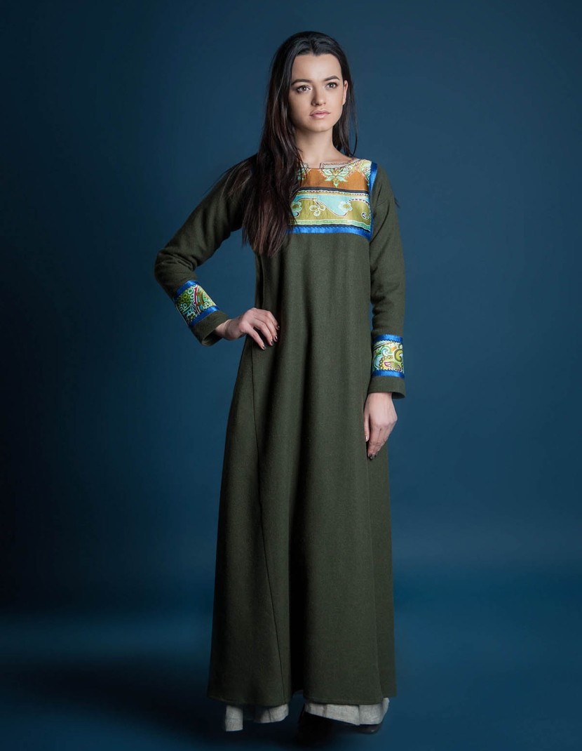 Women's viking outfit "Freyja style" photo made by Steel-mastery.com