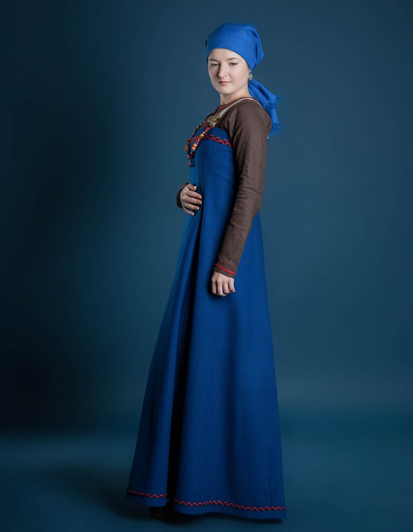 Women's Scandinavian outfit "Frigg style" photo made by Steel-mastery.com