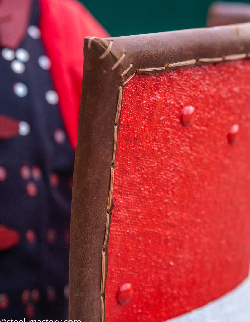 Medieval shield with leather edge photo made by Steel-mastery.com